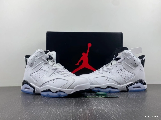 Kicked Out Shoe Store CT8529-112 6 Oreo Air Reverse Jordan 0710